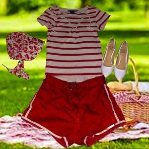 SELLING ANOTHER OUTFIT BUNDLE :] 🌻🍓✨🍓🌻✨🍓🌻🍓✨🍓🌻
Bo Peep x Marilyn Monroe